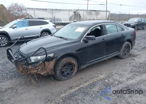 2015 Ford Police Interceptor z USA, uszkodzony, nr VIN 1FAHP2MK0FG151884